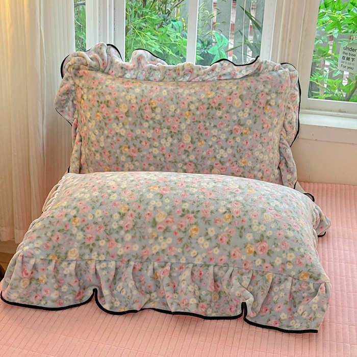 91家纺网 家纺一手货源 找家纺 梦莱斯 2025新款加厚保暖双面牛奶绒四件套-黑色花边款 春不晚