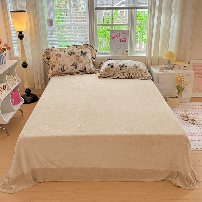 91家纺网 家纺一手货源 找家纺 梦莱斯 2025新款加厚保暖双面牛奶绒四件套-黑色花边款 蝶舞