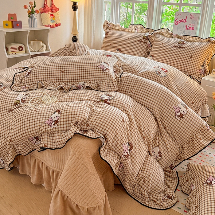 91家纺网 家纺一手货源 找家纺 梦莱斯 2025新款加厚保暖双面牛奶绒四件套-黑色花边款 格子猫