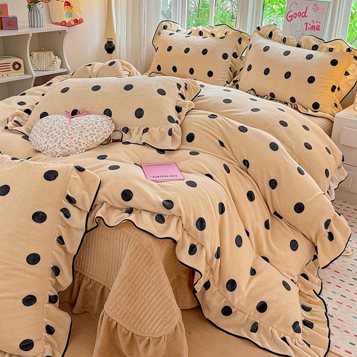 91家纺网 家纺一手货源 找家纺 梦莱斯 2025新款加厚保暖双面牛奶绒四件套-黑色花边款 黑糖珍珠