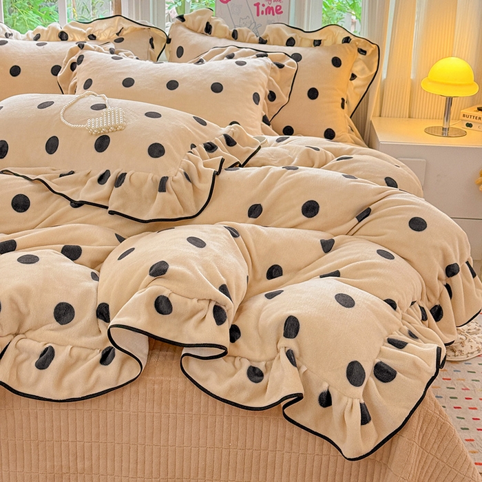 91家纺网 家纺一手货源 找家纺 梦莱斯 2025新款加厚保暖双面牛奶绒四件套-黑色花边款 黑糖珍珠