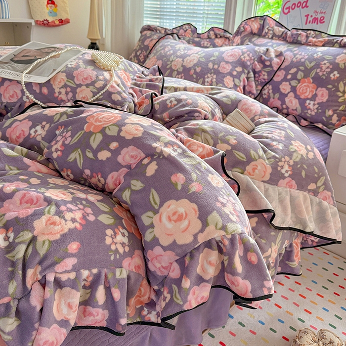 91家纺网 家纺一手货源 找家纺 梦莱斯 2025新款加厚保暖双面牛奶绒四件套-黑色花边款 花里梦