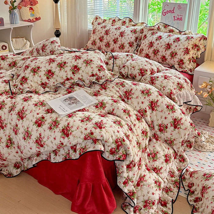 91家纺网 家纺一手货源 找家纺 梦莱斯 2025新款加厚保暖双面牛奶绒四件套-黑色花边款 玫瑰之约 - 白