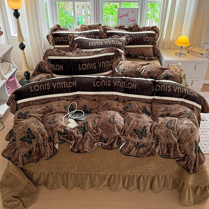 91家纺网 家纺一手货源 找家纺 梦莱斯 2025新款加厚保暖双面牛奶绒四件套-黑色花边款 米亚