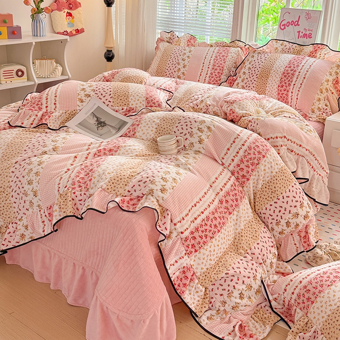 梦莱斯 2025新款加厚保暖双面牛奶绒四件套-黑色花边款 桃之夭夭