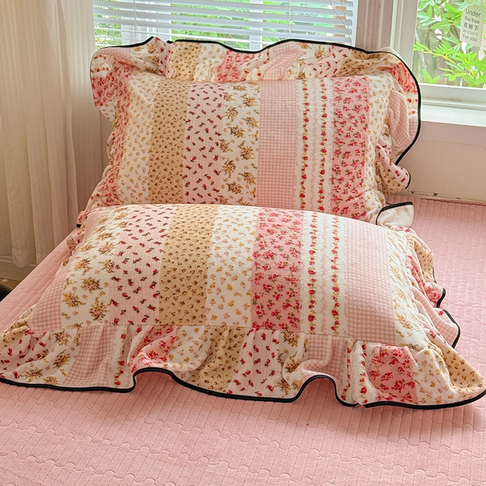 91家纺网 家纺一手货源 找家纺 梦莱斯 2025新款加厚保暖双面牛奶绒四件套-黑色花边款 桃之夭夭