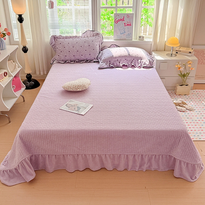 91家纺网 家纺一手货源 找家纺 梦莱斯 2025新款加厚保暖双面牛奶绒四件套-黑色花边款 心动-紫