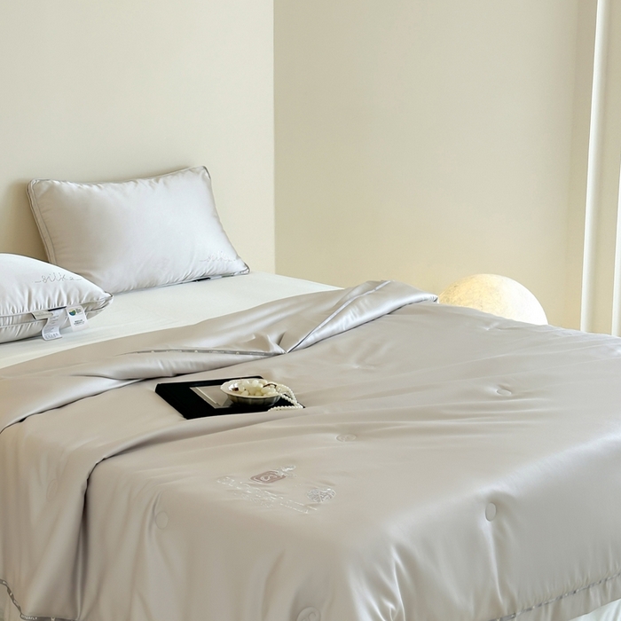 91家纺网 家纺一手货源 找家纺 （总）茧羽世家 2025新款铂金挚爱蚕丝被