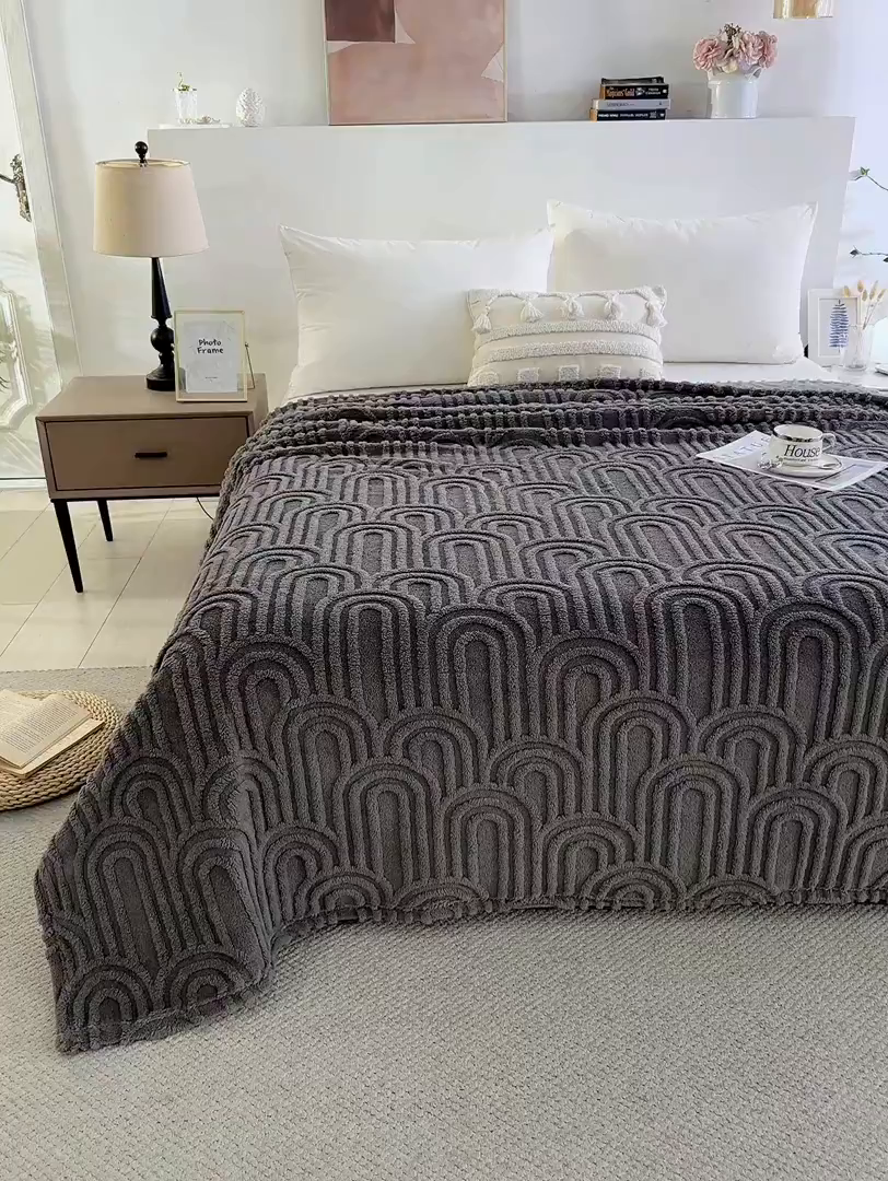 91家纺网 家纺一手货源 找家纺 （总）一左一右 2025秋冬新款280克高克重单层双面提花塔芙绒毛毯舒棉绒毯多功能毯子外贸跨境电商-小拱门