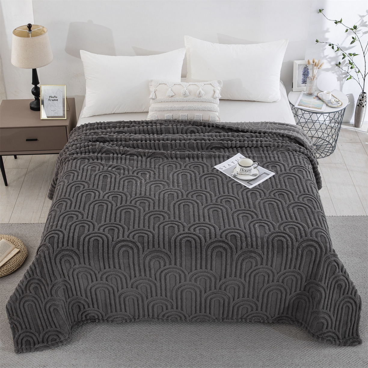 91家纺网 家纺一手货源 找家纺 （总）一左一右 2025秋冬新款280克高克重单层双面提花塔芙绒毛毯舒棉绒毯多功能毯子外贸跨境电商-小拱门