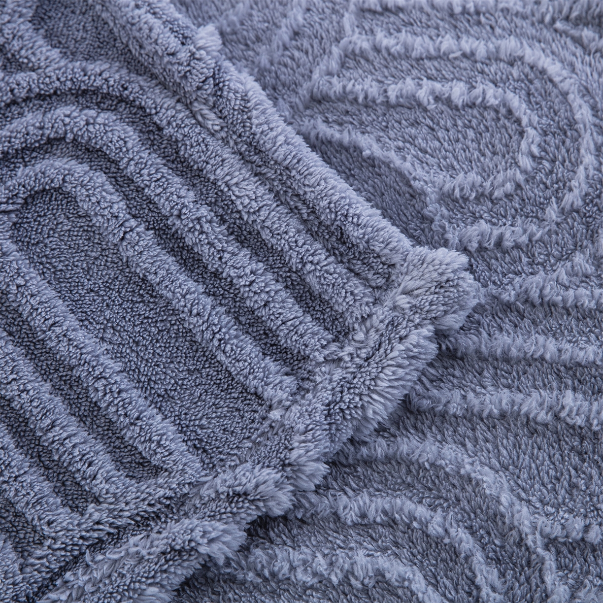 91家纺网 家纺一手货源 找家纺 一左一右 2025秋冬新款280克高克重单层双面提花塔芙绒毛毯舒棉绒毯多功能毯子外贸跨境电商-小拱门 雾兰