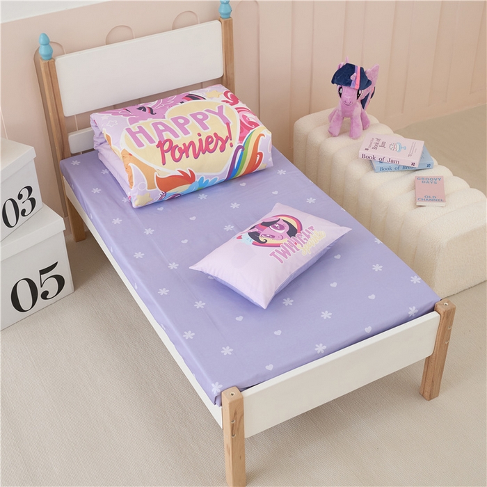 91家纺网 家纺一手货源 找家纺 百利卡通（原迪士尼家纺） 2025新款正版授权小马宝莉全棉数码印花幼儿园童被套装 快乐派对T