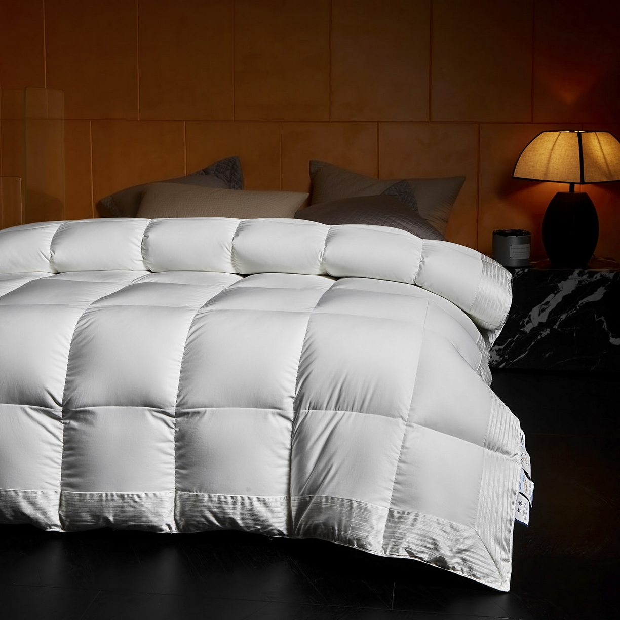 91家纺网 家纺一手货源 找家纺 暖羽屋羽绒馆 2025新款95白鹅绒被芯 莱赛尔被芯 双人婚庆冬被 鹅绒被 羽绒被子 罗玛  白