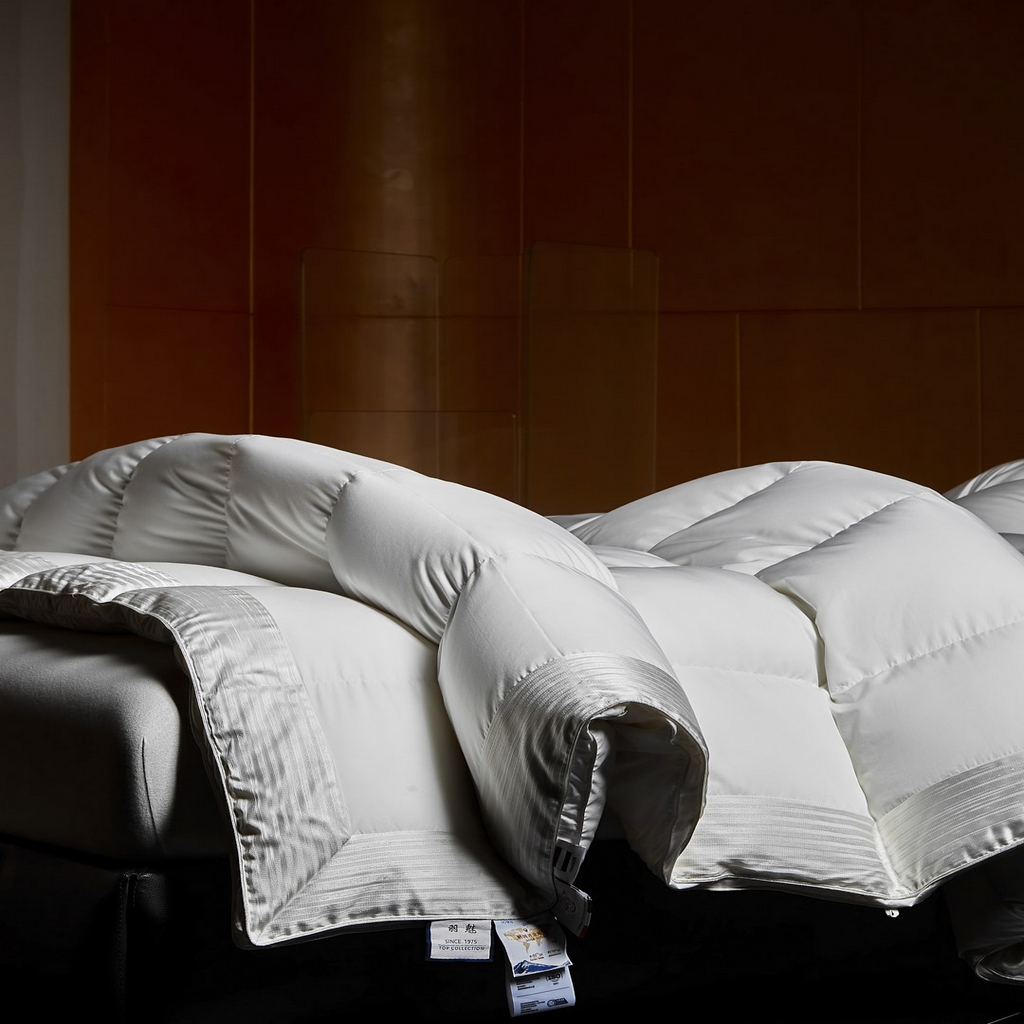 91家纺网 家纺一手货源 找家纺 暖羽屋羽绒馆 2025新款95白鹅绒被芯 莱赛尔被芯 双人婚庆冬被 鹅绒被 羽绒被子 罗玛  白