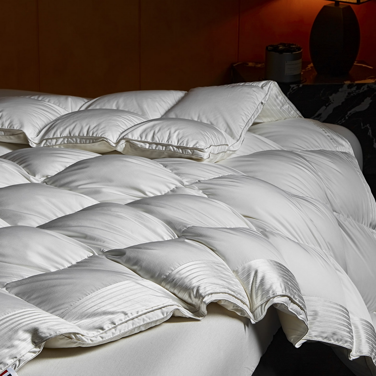 91家纺网 家纺一手货源 找家纺 暖羽屋羽绒馆 2025新款95白鹅绒被芯 莱赛尔被芯 双人婚庆冬被 鹅绒被 羽绒被子 罗玛  白