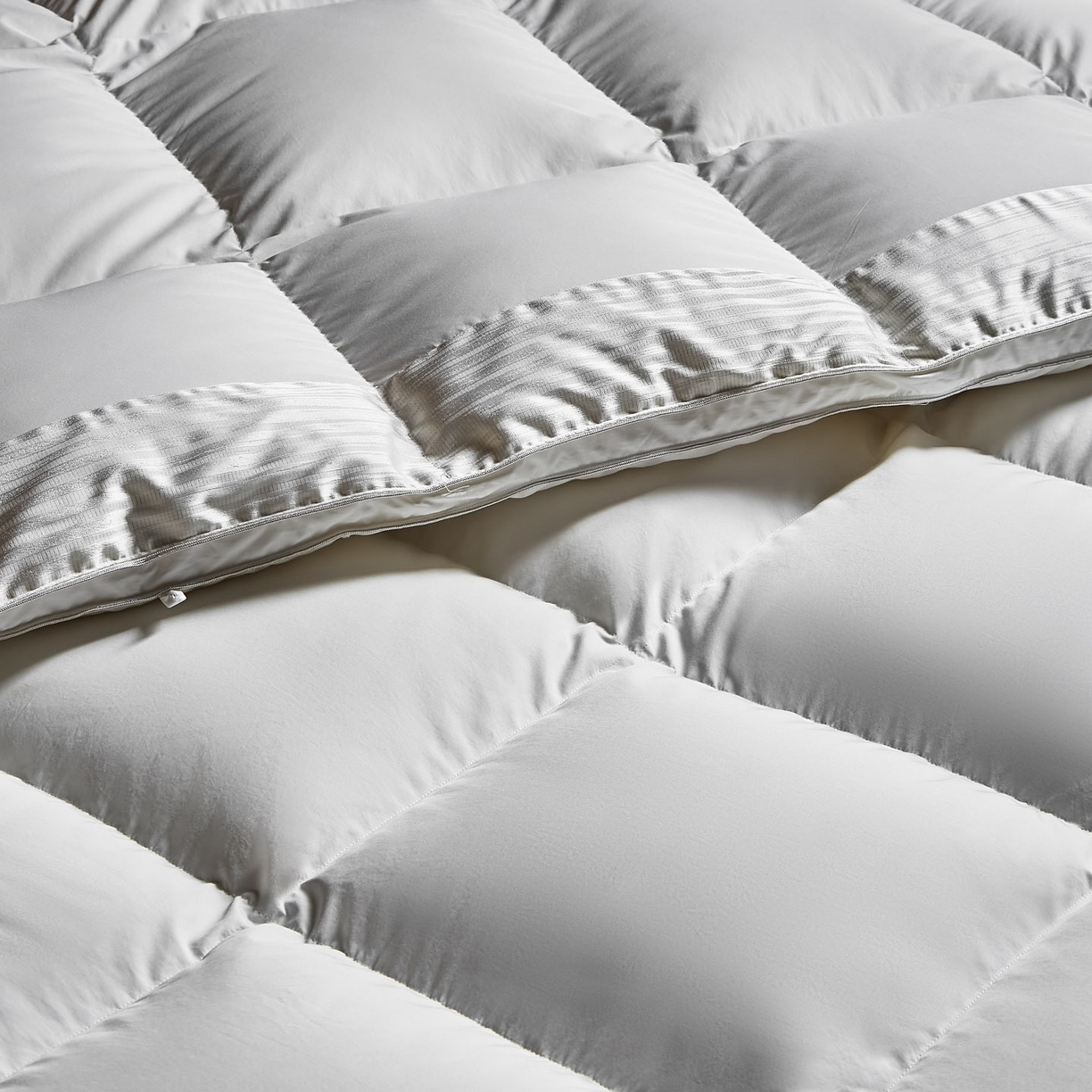 91家纺网 家纺一手货源 找家纺 暖羽屋羽绒馆 2025新款95白鹅绒被芯 莱赛尔被芯 双人婚庆冬被 鹅绒被 羽绒被子 罗玛  白