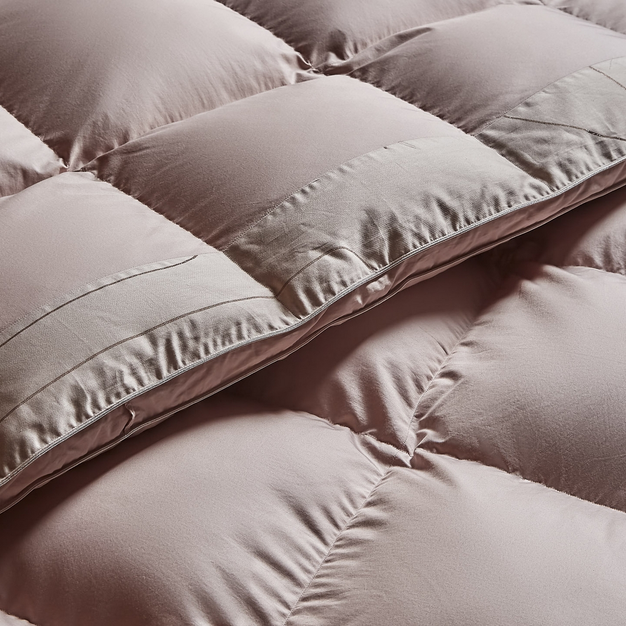 91家纺网 家纺一手货源 找家纺 （总）暖羽屋羽绒馆 2025新款95白鹅绒被芯 莱赛尔被芯 双人婚庆冬被 鹅绒被 羽绒被子