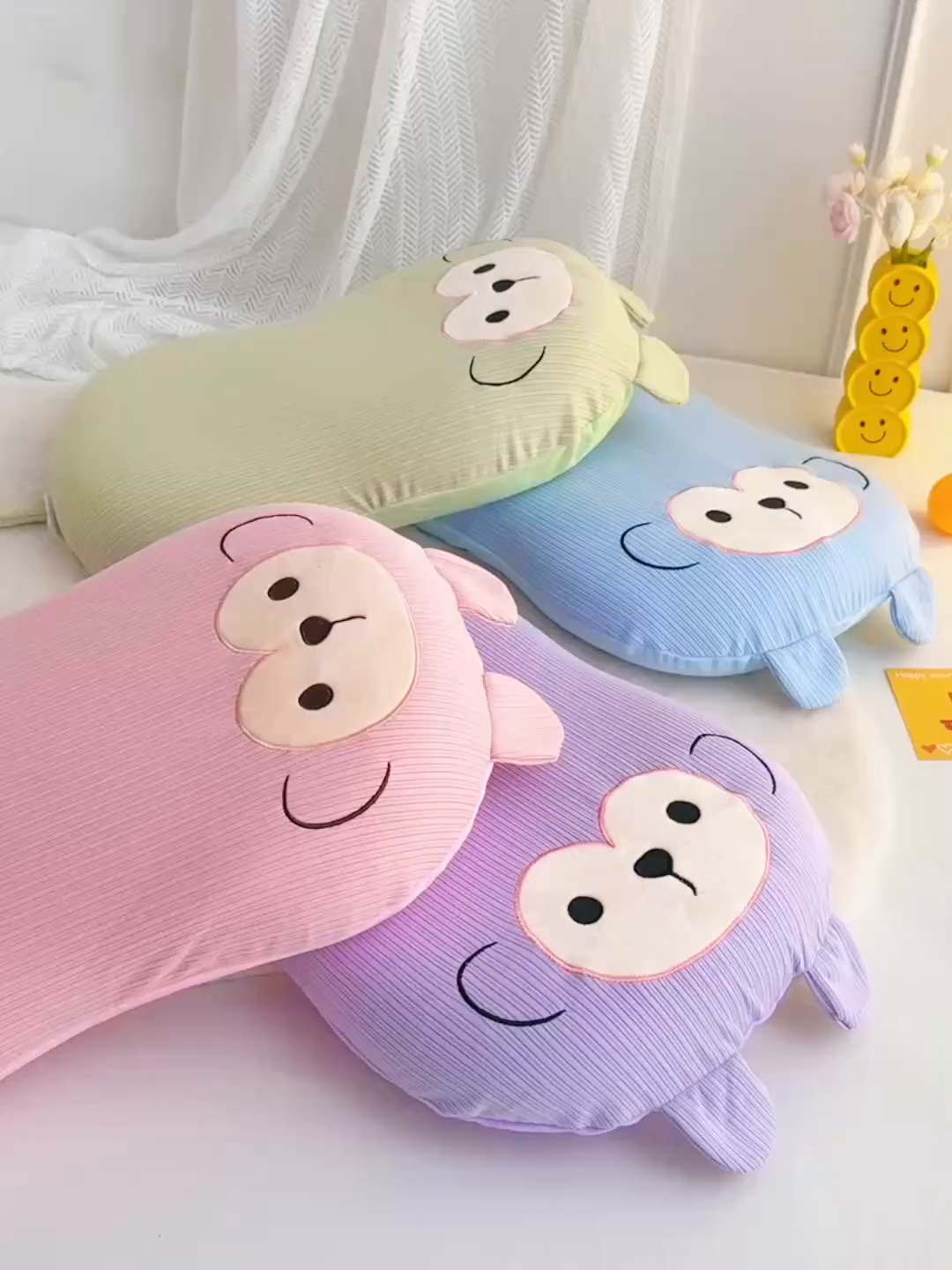 91家纺网 家纺一手货源 找家纺 （总）芯洲 2025新款德绒月亮枕可爱动物小猴子款记忆枕卡通枕头枕芯