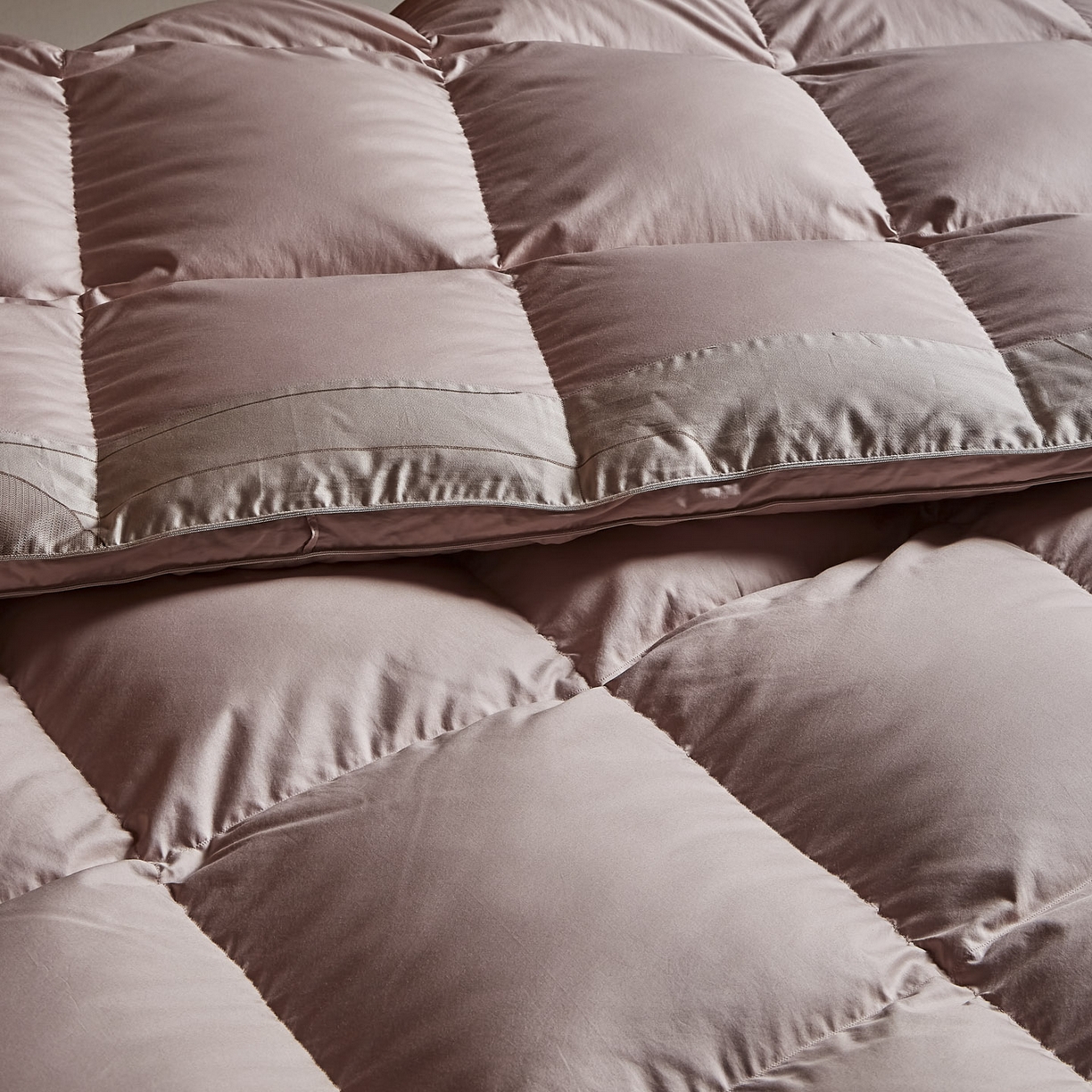 91家纺网 家纺一手货源 找家纺 暖羽屋羽绒馆 2025新款95白鹅绒被芯 莱赛尔被芯 双人婚庆冬被 鹅绒被 羽绒被子 罗玛 粉