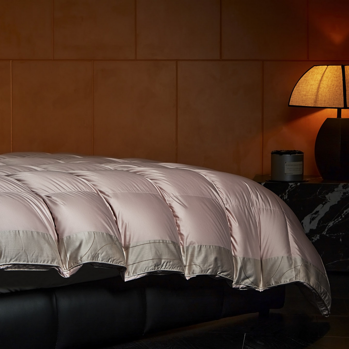 91家纺网 家纺一手货源 找家纺 暖羽屋羽绒馆 2025新款95白鹅绒被芯 莱赛尔被芯 双人婚庆冬被 鹅绒被 羽绒被子 罗玛 粉