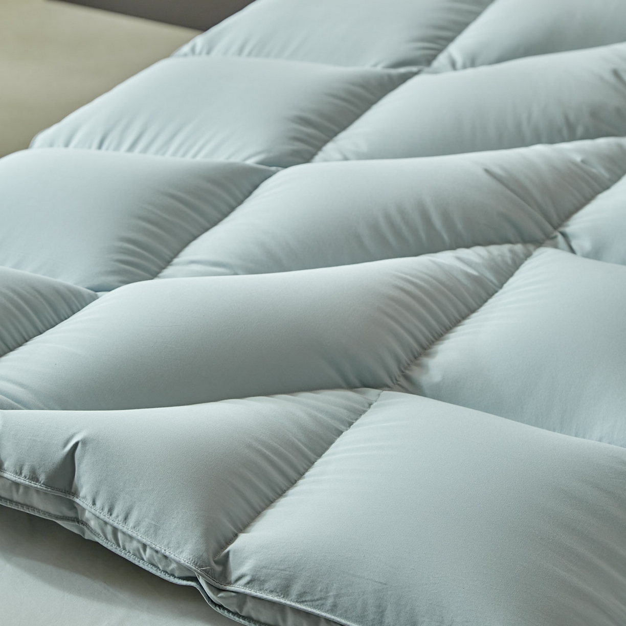 91家纺网 家纺一手货源 找家纺 暖羽屋羽绒馆 2025新款95白鸭绒人体工学被子 羽绒被芯 鸭绒被子 双人加厚冬被 兰