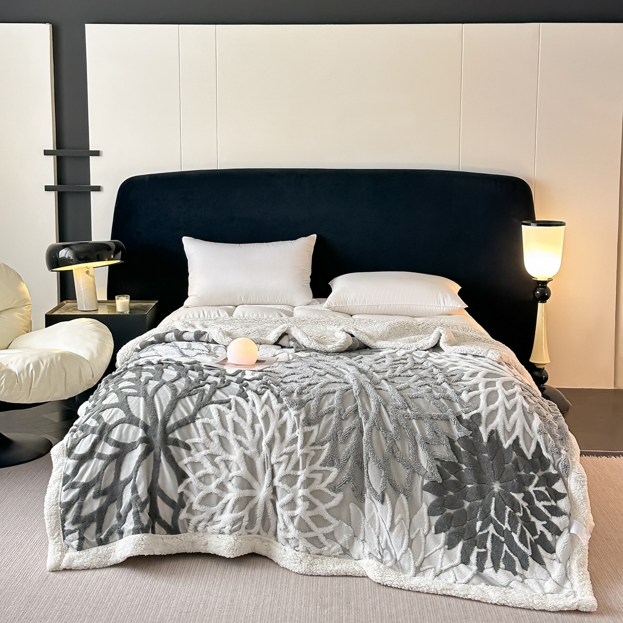 91家纺网 家纺一手货源 找家纺 丹本家纺 2025新款阳离子提花镂空色织多功能盖毯塔芙绒羊羔绒毛毯毯子 绽放-深灰