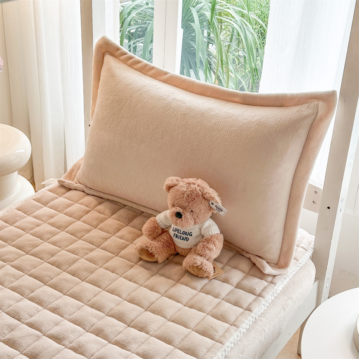 91家纺网 家纺一手货源 找家纺 凌云家纺 2025新款230克全消光牛奶绒夹棉床笠学生宿舍单件 奶咖-加厚绒