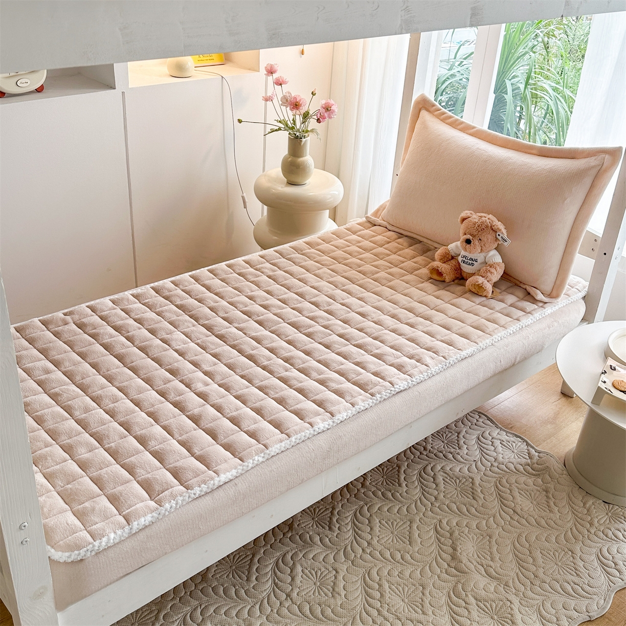 91家纺网 家纺一手货源 找家纺 凌云家纺 2025新款230克全消光牛奶绒夹棉床笠学生宿舍单件 奶咖-加厚绒