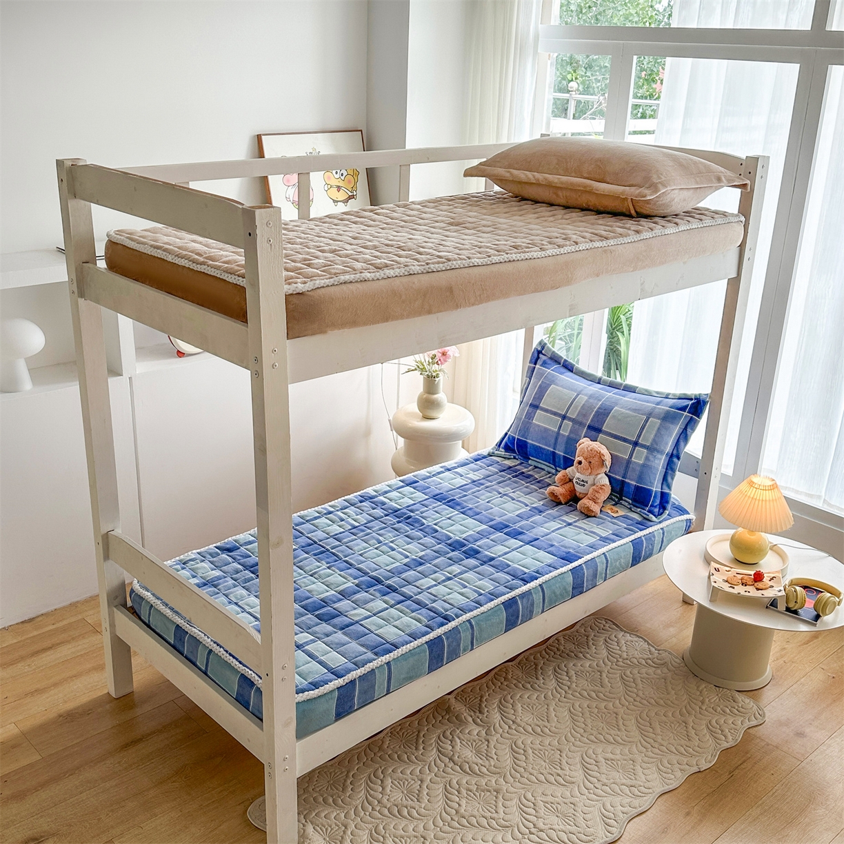 91家纺网 家纺一手货源 找家纺 凌云家纺 2025新款230克全消光牛奶绒夹棉床笠学生宿舍单件 蓝绿格-加厚绒