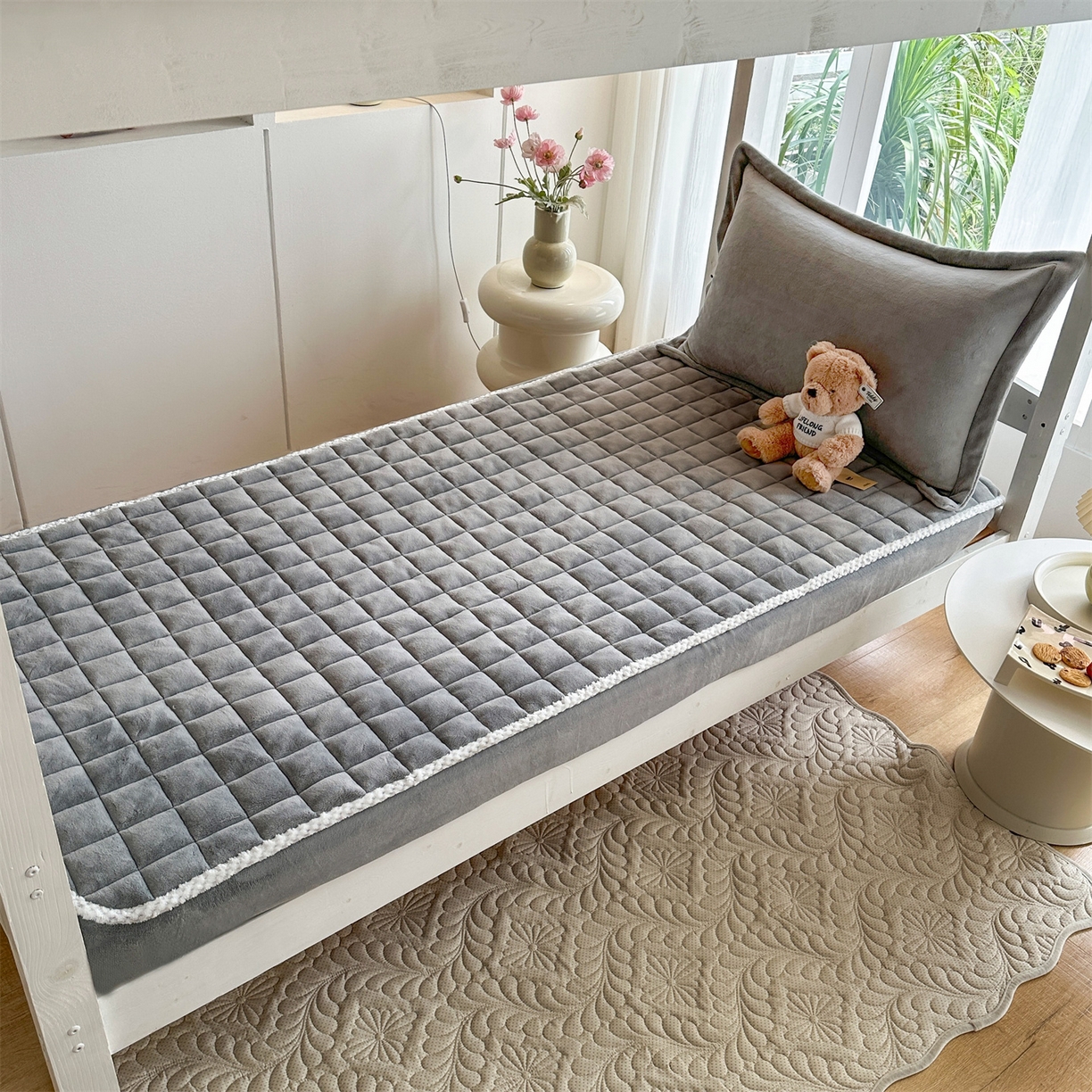 91家纺网 家纺一手货源 找家纺 凌云家纺 2025新款230克全消光牛奶绒夹棉床笠学生宿舍单件 炫耀灰-加厚绒