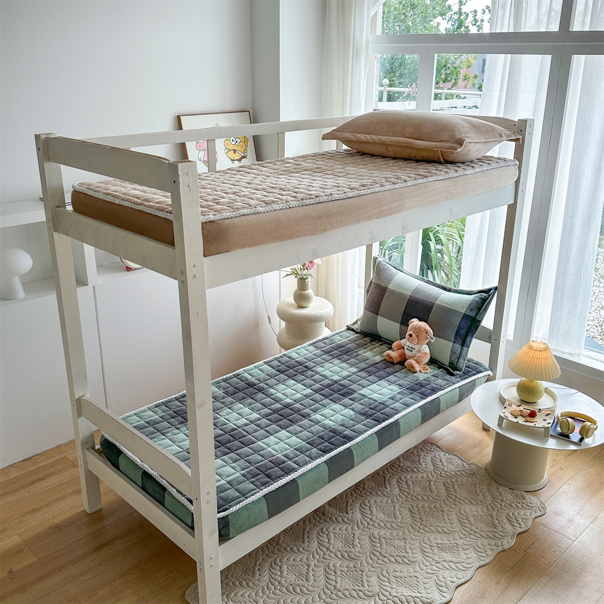 91家纺网 家纺一手货源 找家纺 凌云家纺 2025新款230克全消光牛奶绒夹棉床笠学生宿舍单件 绿大格-加厚绒