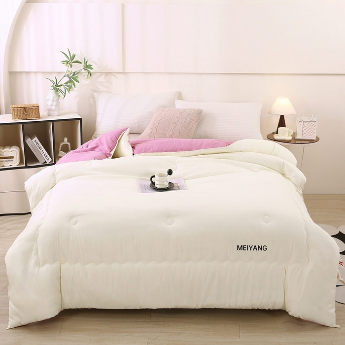 91家纺网 家纺一手货源 找家纺 简冠家纺 2025新款磨毛羽丝绒被被子被芯冬被春秋被 白+紫