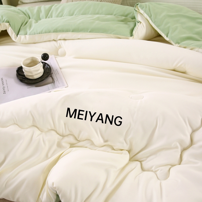 91家纺网 家纺一手货源 找家纺 简冠家纺 2025新款磨毛羽丝绒被被子被芯冬被春秋被 白+绿