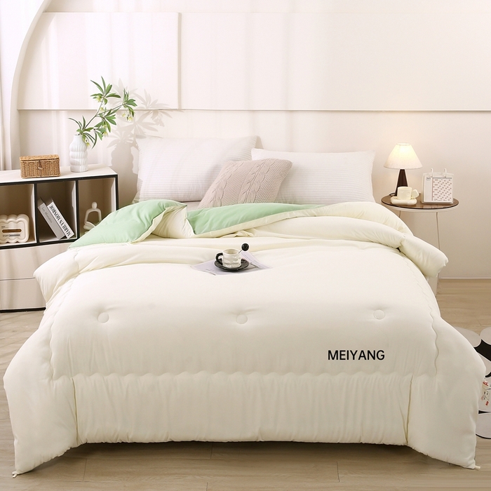 91家纺网 家纺一手货源 找家纺 简冠家纺 2025新款磨毛羽丝绒被被子被芯冬被春秋被 白+绿