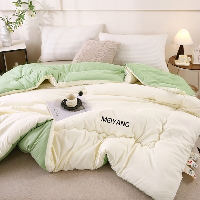 91家纺网 家纺一手货源 找家纺 简冠家纺 2025新款磨毛羽丝绒被被子被芯冬被春秋被 白+绿