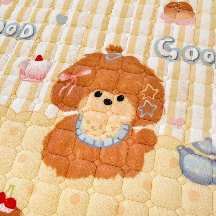 91家纺网 家纺一手货源 找家纺 梵朴 2025新款牛奶绒夹棉床垫床褥加厚珊瑚绒床护垫-印花系列（大床图） 早安小狗