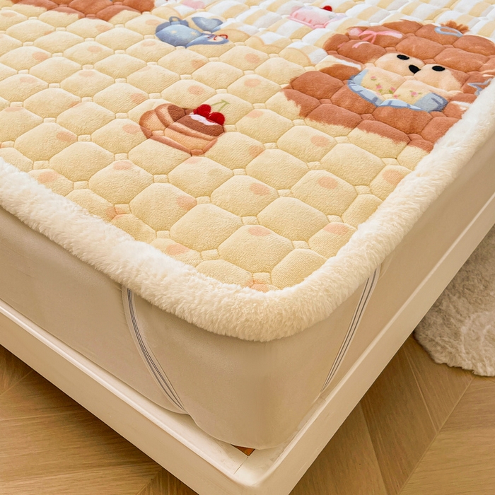91家纺网 家纺一手货源 找家纺 梵朴 2025新款牛奶绒夹棉床垫床褥加厚珊瑚绒床护垫-印花系列（大床图） 早安小狗