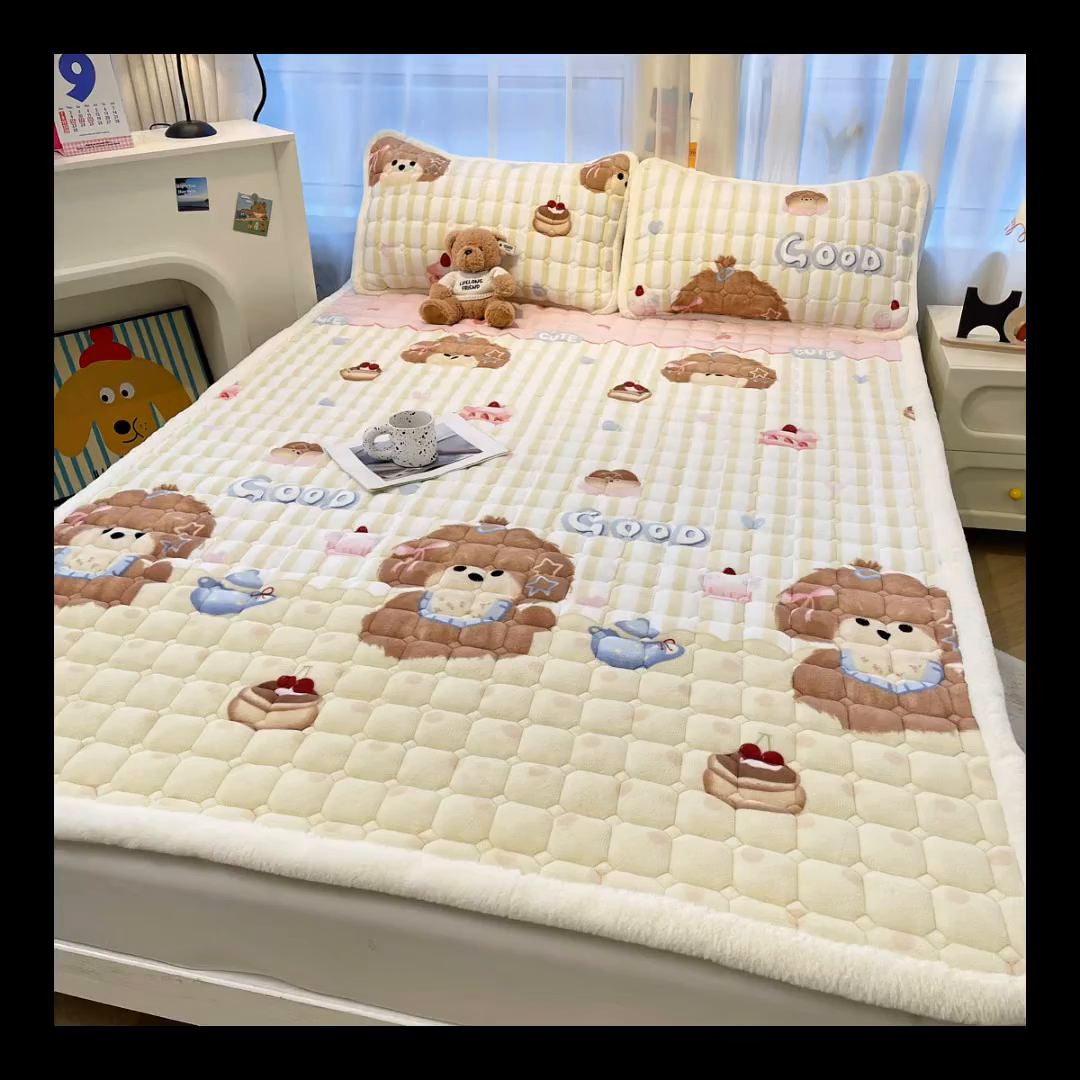 91家纺网 家纺一手货源 找家纺 梵朴 2025新款牛奶绒夹棉床垫床褥加厚珊瑚绒床护垫-印花系列（大床图） 早安小狗
