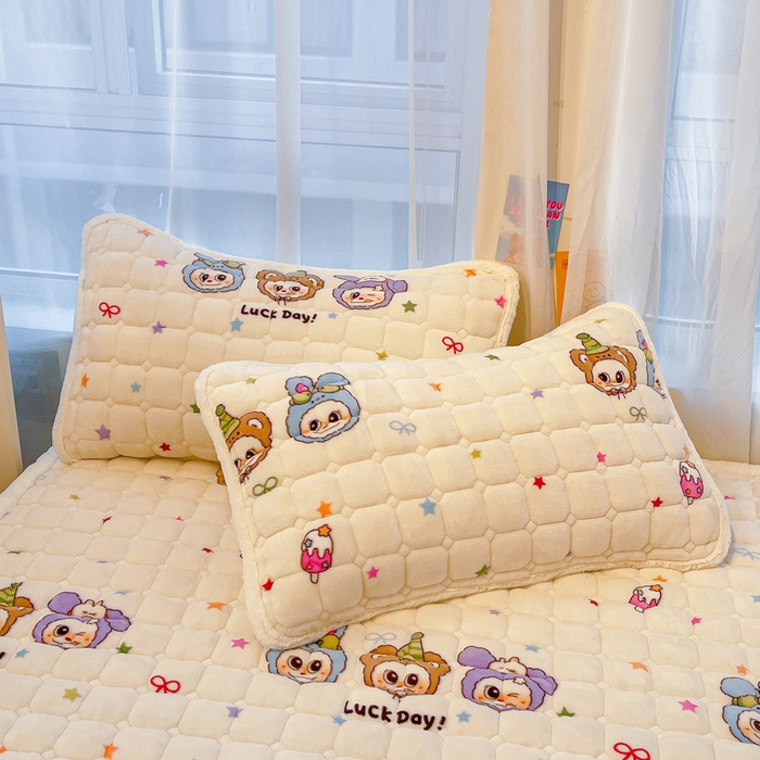 91家纺网 家纺一手货源 找家纺 梵朴 2025新款牛奶绒夹棉床垫床褥加厚珊瑚绒床护垫-印花系列（大床图） 三只布布