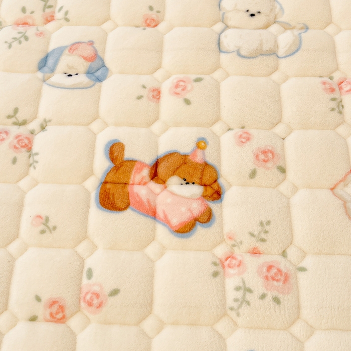 91家纺网 家纺一手货源 找家纺 梵朴 2025新款牛奶绒夹棉床垫床褥加厚珊瑚绒床护垫-印花系列（大床图） 萌宠聚会