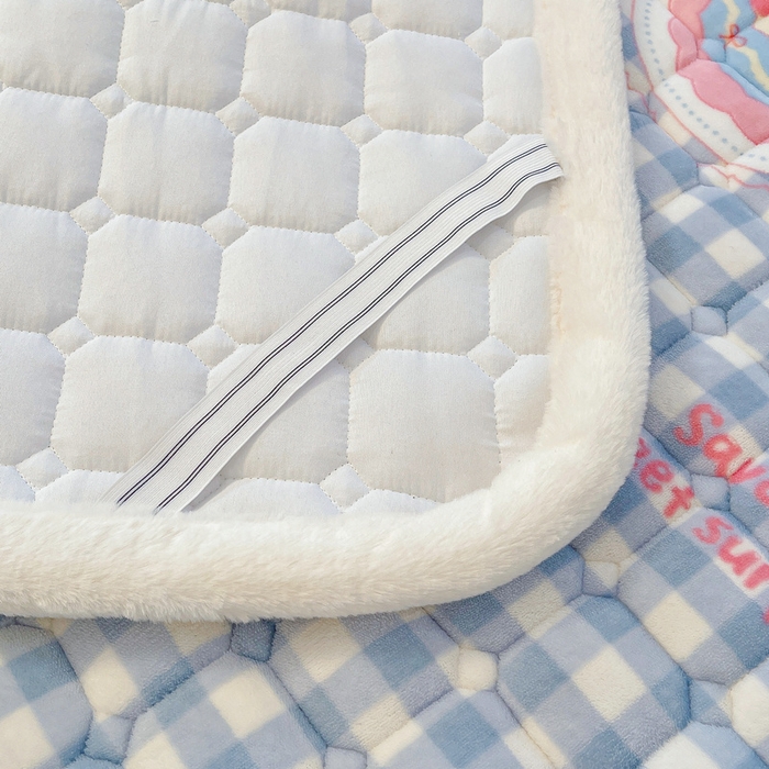 91家纺网 家纺一手货源 找家纺 梵朴 2025新款牛奶绒夹棉床垫床褥加厚珊瑚绒床护垫-印花系列（大床图） 蛋糕兔