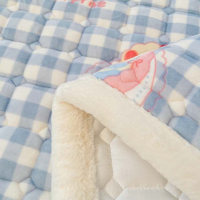 91家纺网 家纺一手货源 找家纺 梵朴 2025新款牛奶绒夹棉床垫床褥加厚珊瑚绒床护垫-印花系列（大床图） 蛋糕兔