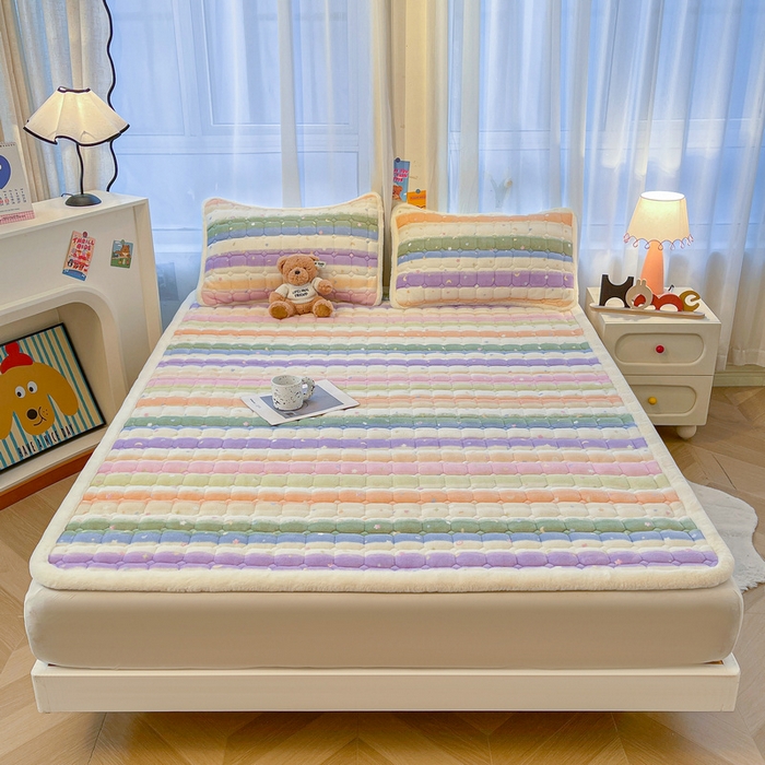 91家纺网 家纺一手货源 找家纺 梵朴 2025新款牛奶绒夹棉床垫床褥加厚珊瑚绒床护垫-印花系列（大床图） 缤纷彩虹