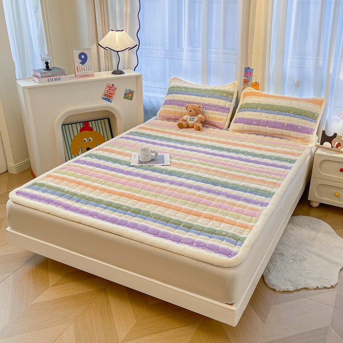 91家纺网 家纺一手货源 找家纺 梵朴 2025新款牛奶绒夹棉床垫床褥加厚珊瑚绒床护垫-印花系列（大床图） 缤纷彩虹