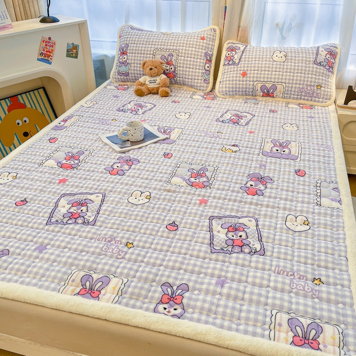 91家纺网 家纺一手货源 找家纺 梵朴 2025新款牛奶绒夹棉床垫床褥加厚珊瑚绒床护垫-印花系列（大床图） 星黛免兔