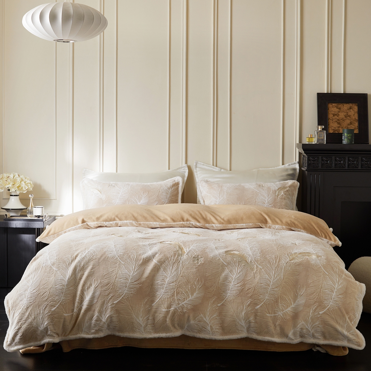 91家纺网 家纺一手货源 找家纺 风向标家纺 2025新款A类立体烂花牛奶绒四件套-羽脉系列（风格一） 轻雕羽脉-慕斯咖