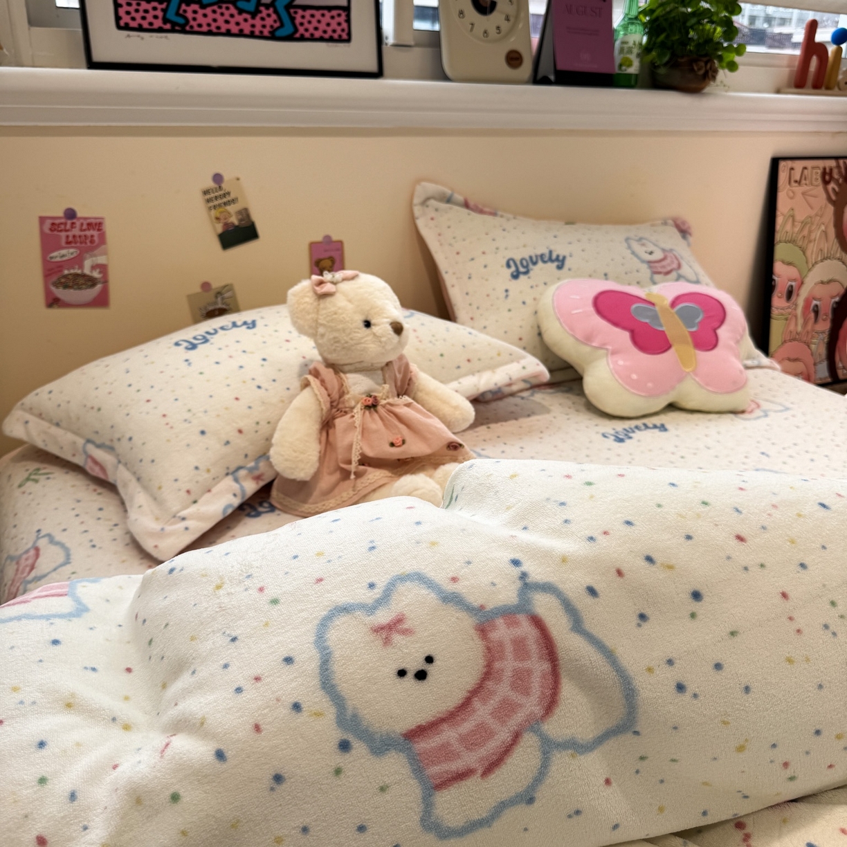 91家纺网 家纺一手货源 找家纺 潘朵拉 2025新款ins风牛奶绒床盖四件套 点点狗