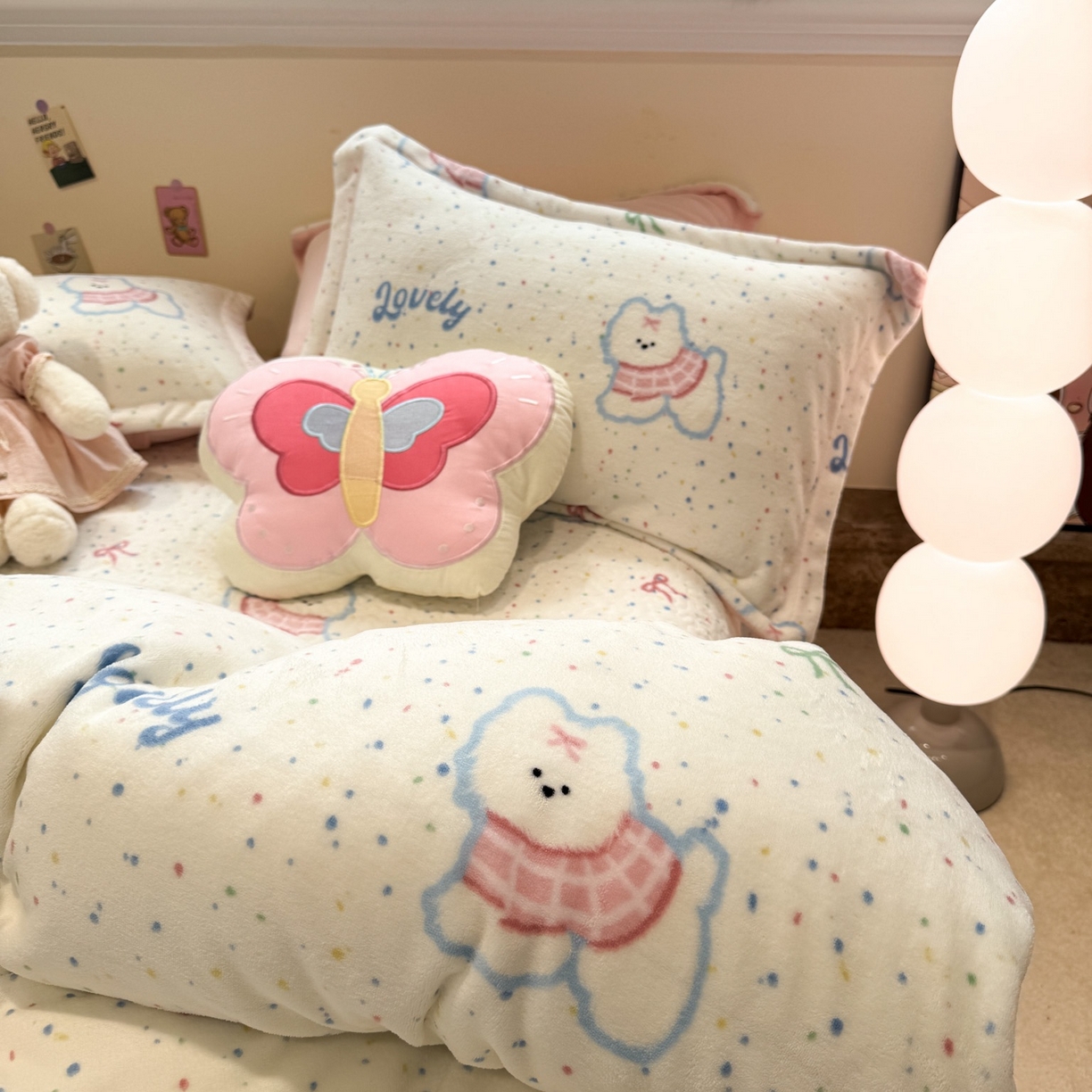 91家纺网 家纺一手货源 找家纺 潘朵拉 2025新款ins风牛奶绒床盖四件套 点点狗