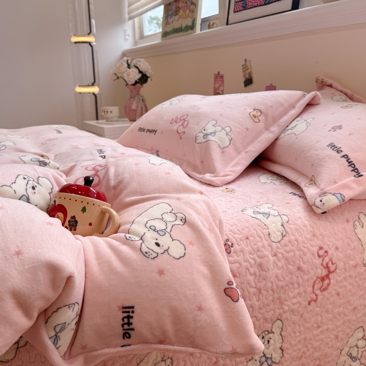 91家纺网 家纺一手货源 找家纺 潘朵拉 2025新款ins风牛奶绒床盖四件套 粉萌宝