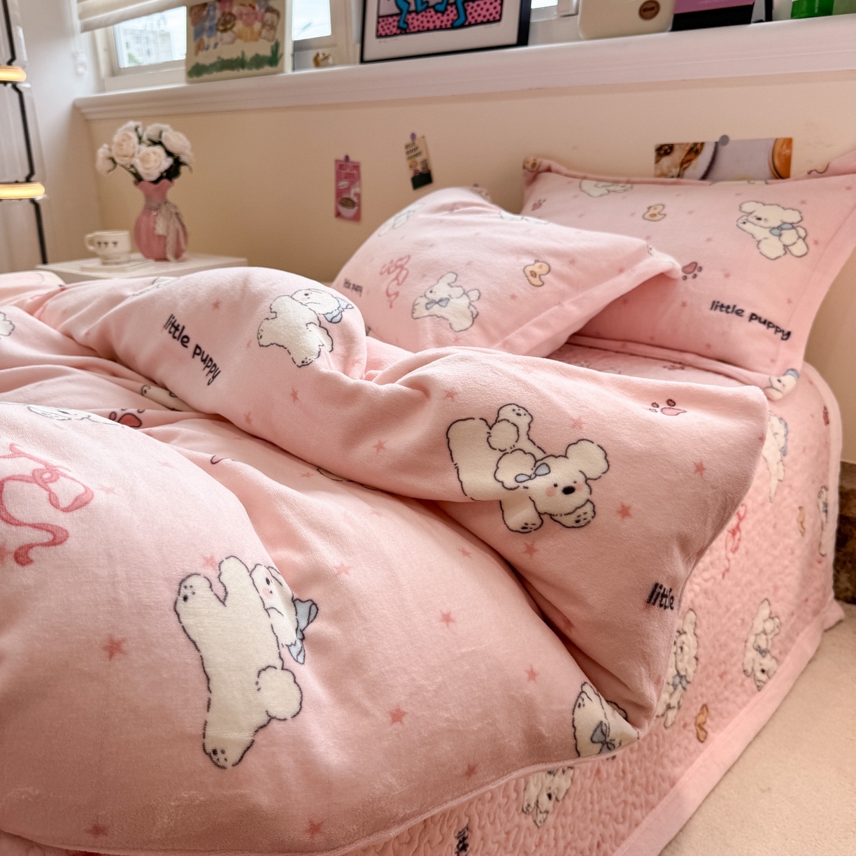 91家纺网 家纺一手货源 找家纺 潘朵拉 2025新款ins风牛奶绒床盖四件套 粉萌宝